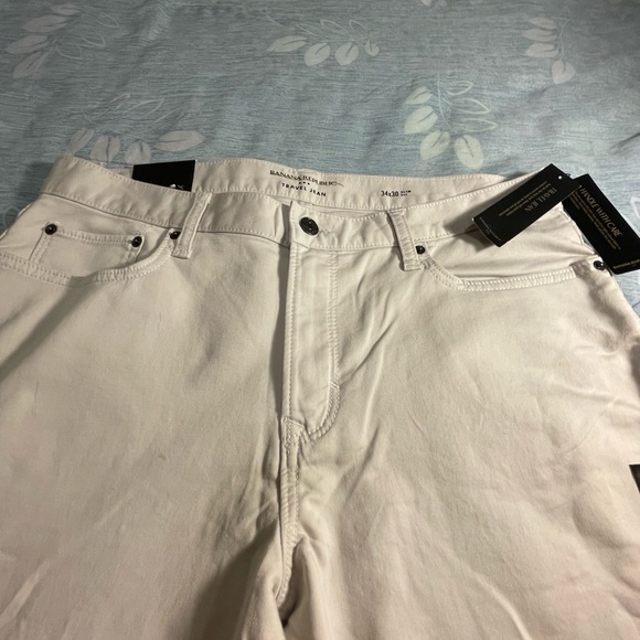 Banana Republic Travel Jean for men - Picture 4 of 7